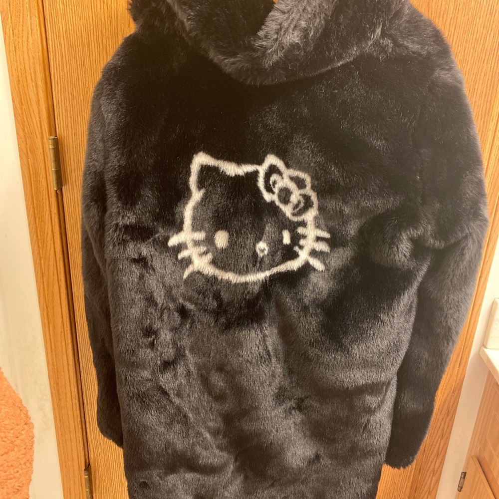 Dolls kill hello kitty faux fur zip up coat